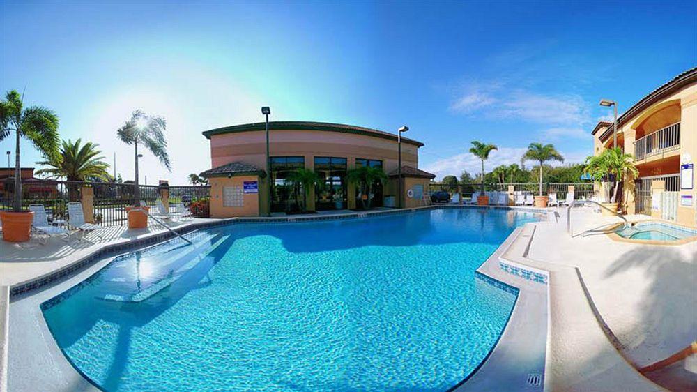 Comfort Inn Sun City Center - Ruskin - Tampa South Екстер'єр фото